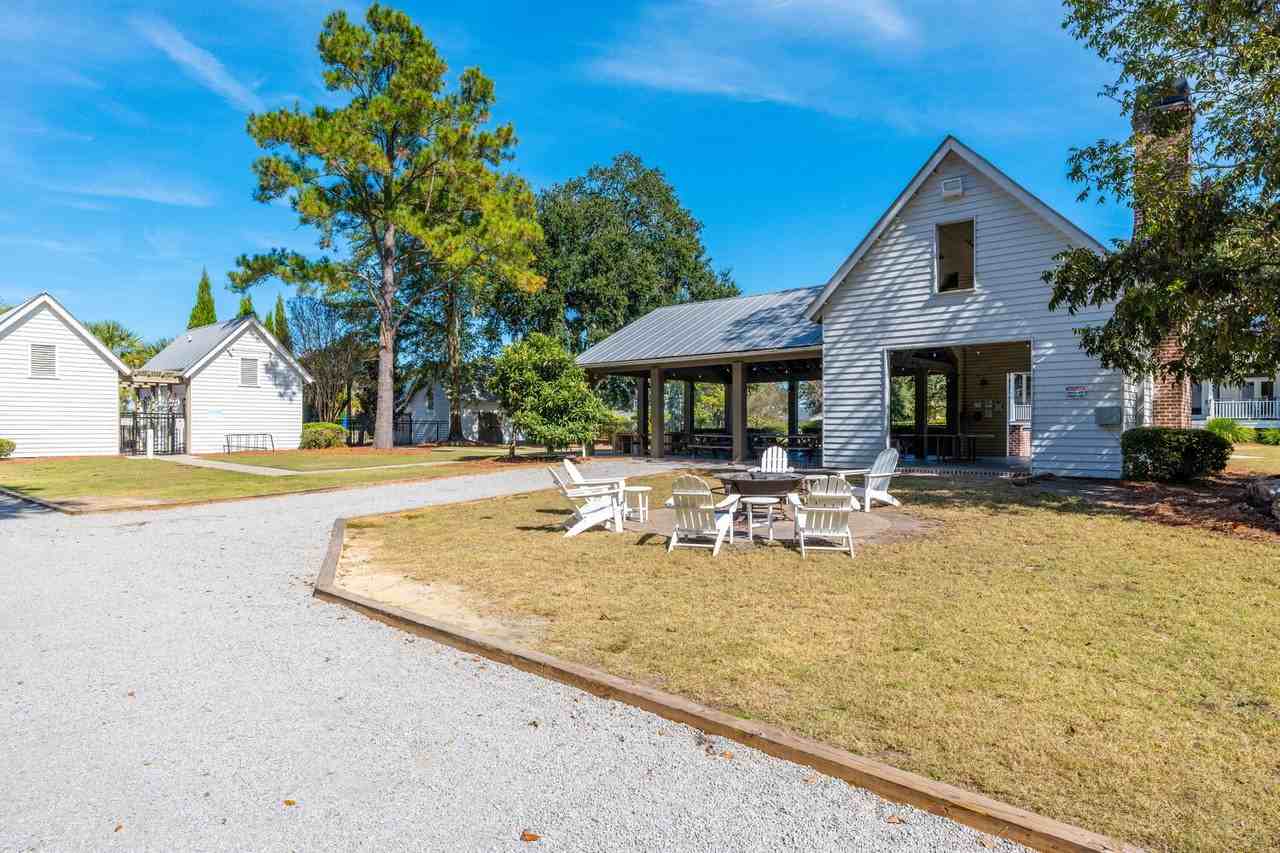 154 Cherry Grove Dr #NA - Photo 4 of 23