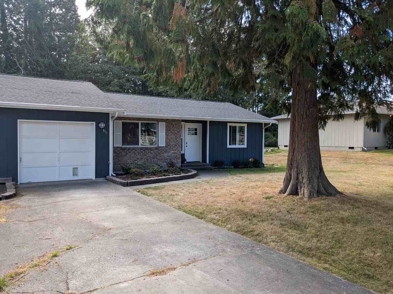 511 Nw Oakmont St #511 - Photo 2 of 22