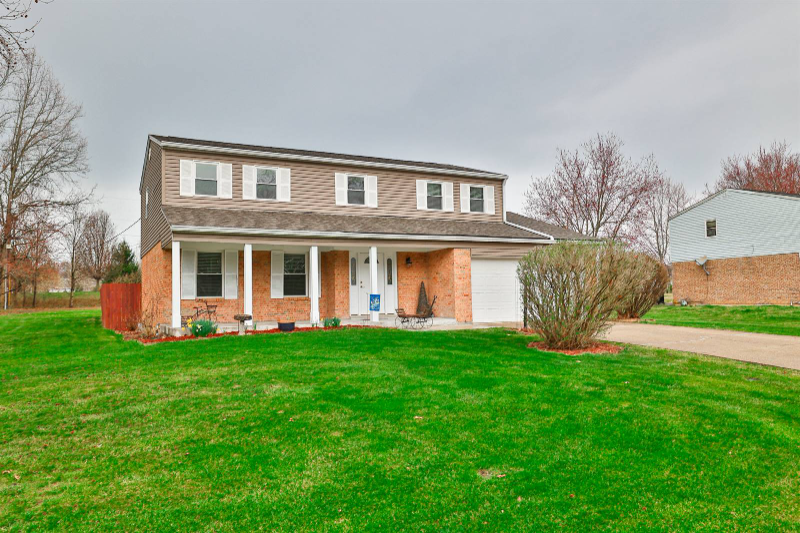 4141 Forsythia Dr - Photo 2 of 40