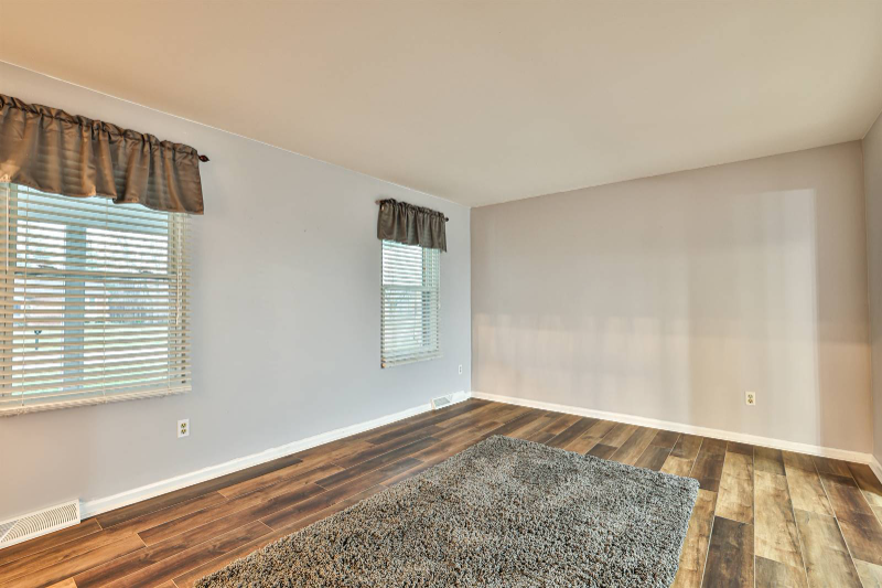 4141 Forsythia Dr - Photo 7 of 40