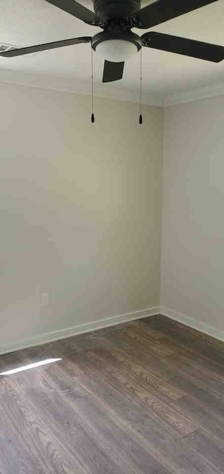 617 Monroe Street - Photo 7 of 14
