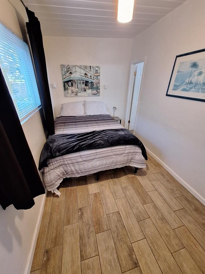2770 Island Ave - Photo 6 of 21