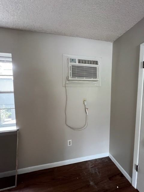 3569 Khayyam AvenueUnit 11 #11 - Photo 4 of 5