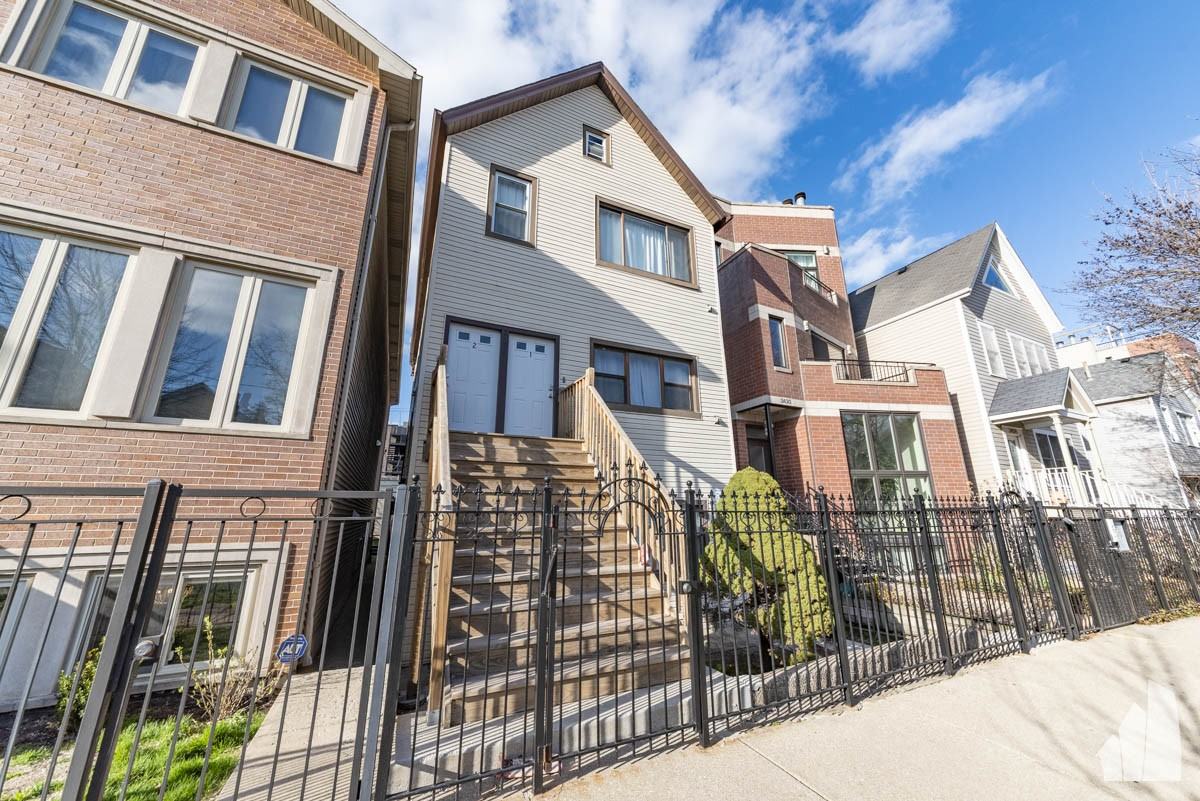 2434 W Cortland St 1, Chicago, IL 60647 2 Bedroom Apartment for Rent