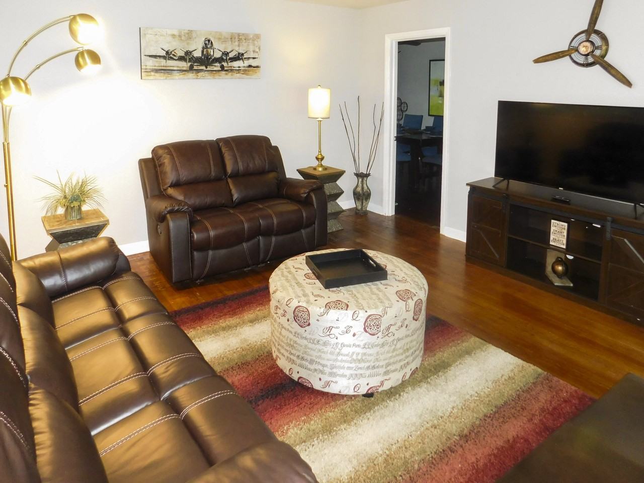 Pineridge Dr - Photo 3 of 32