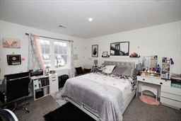 394 Charlton St - Photo 2 of 9