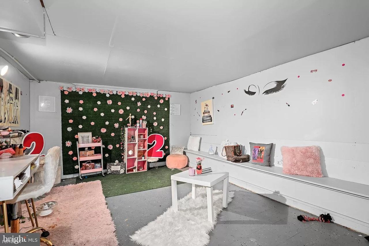 601 E 29th St - Photo 2 of 19