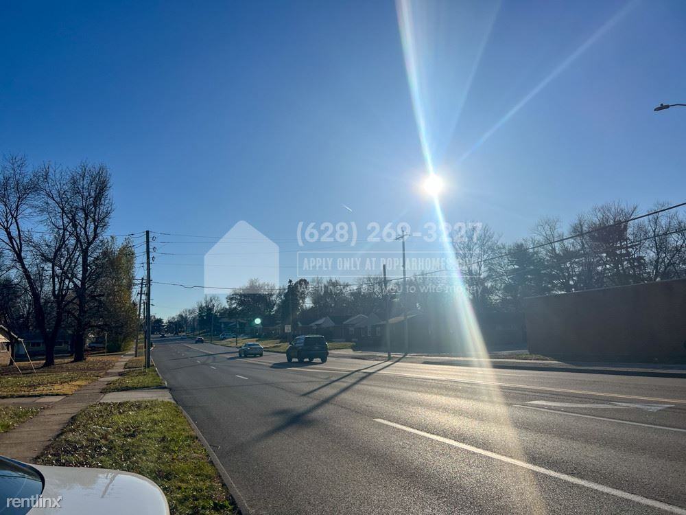 9264 Bellefontaine Rd - Photo 3 of 3