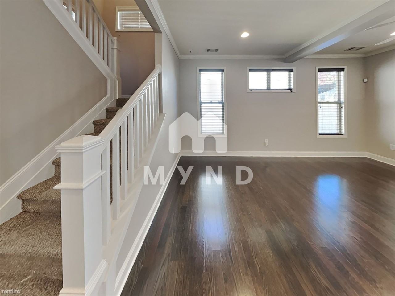 445 Burgundy Ter Se - Photo 3 of 27