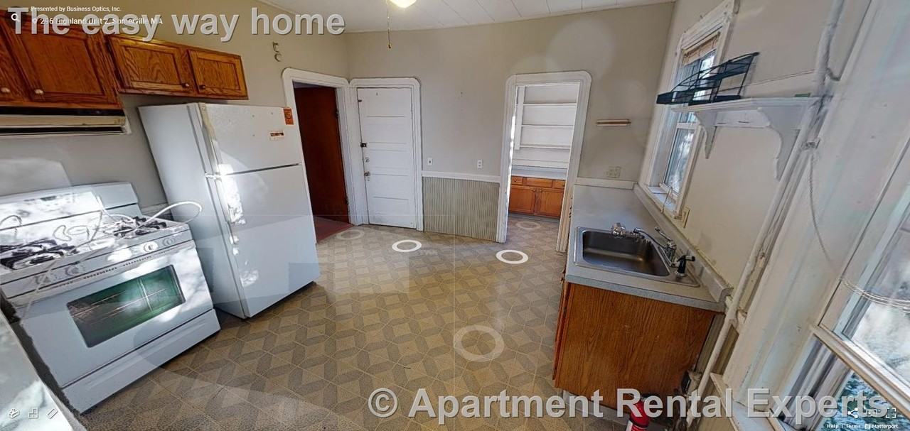 296 Highland Ave #2 - Photo 5 of 11