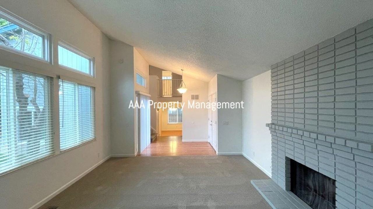 4478 River Ash Ct - Photo 2 of 28