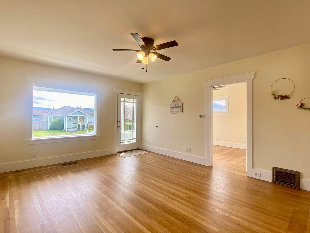 1166 Lafromboise St - Photo 3 of 22