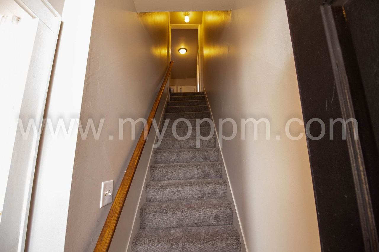 SIERRA 1322/1324 S 6 ST - Photo 3 of 23