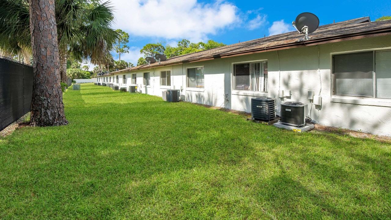 1777 Eastern Rd - Photo 7 of 9