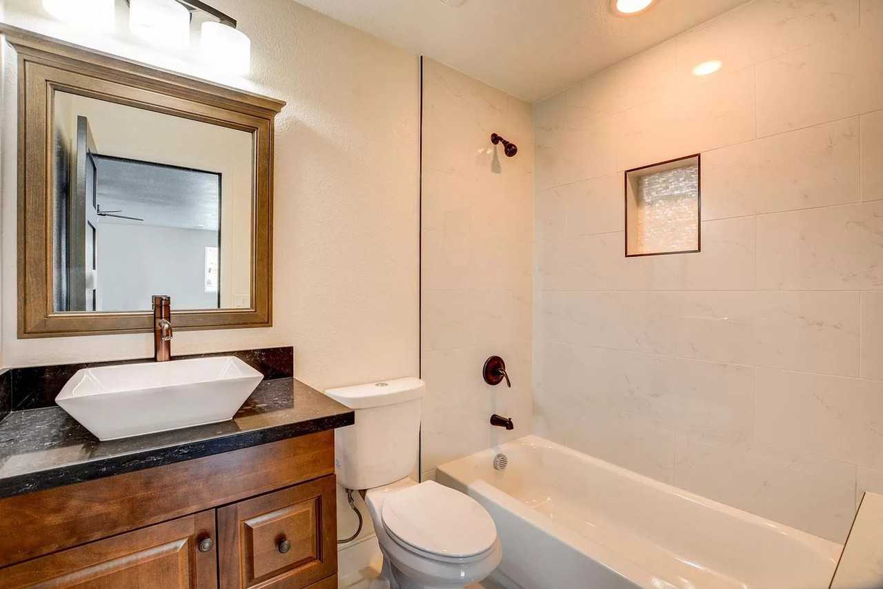 360 Vandalia Street - Photo 6 of 18