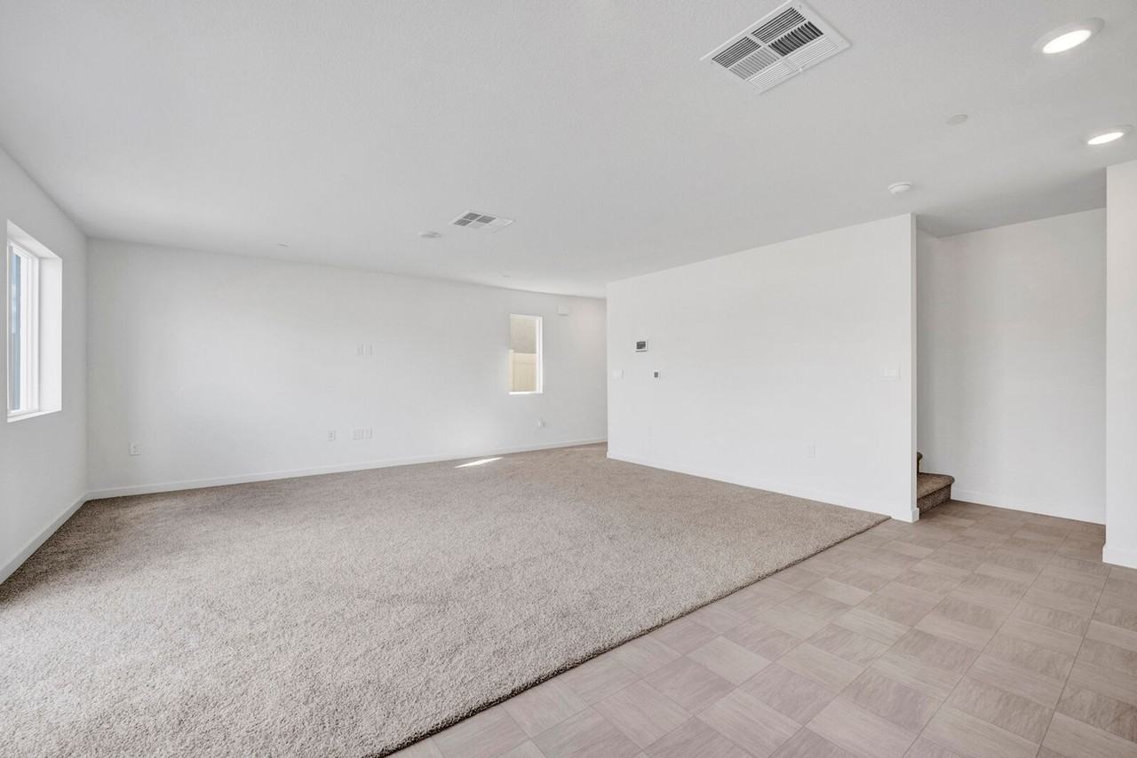 7725 Forestdale Way - Photo 3 of 21