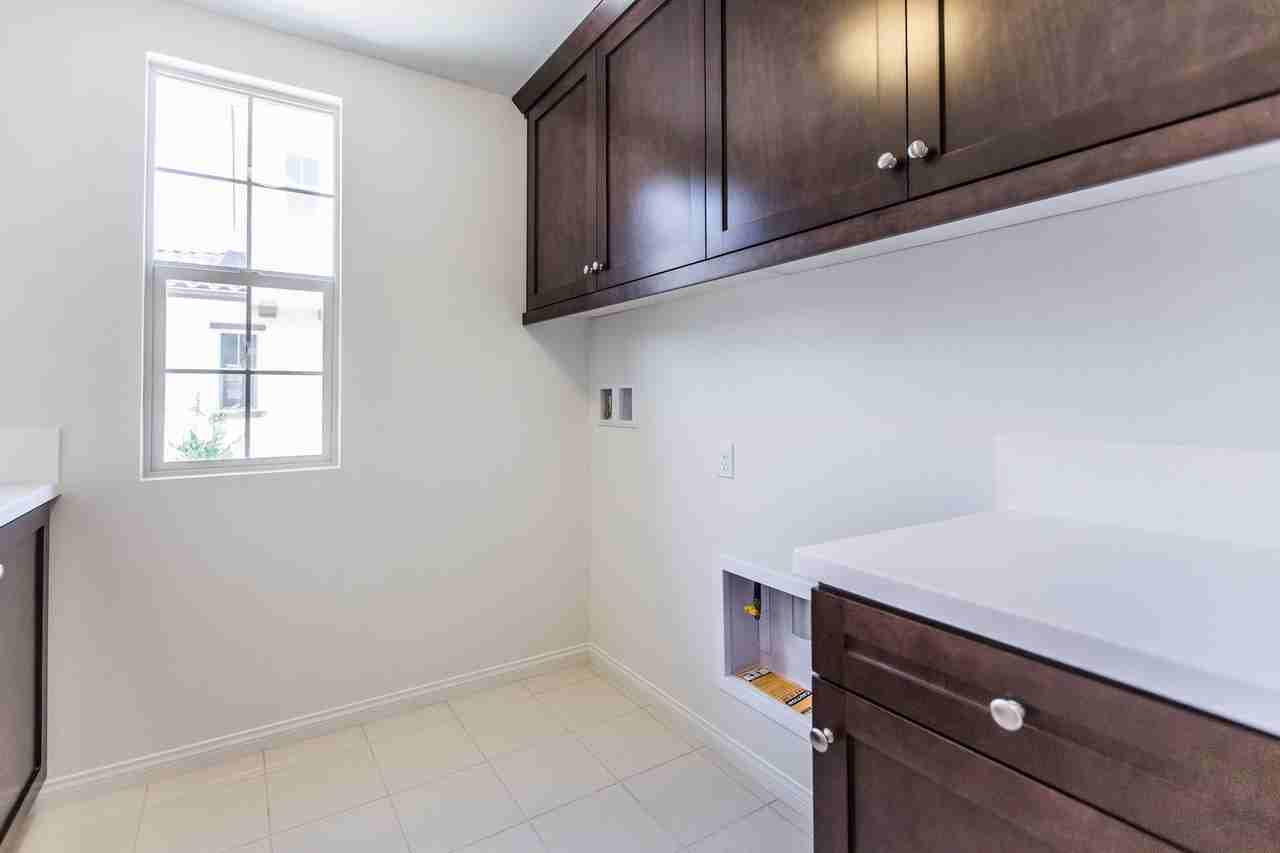 3369 Adelante St - Photo 3 of 40