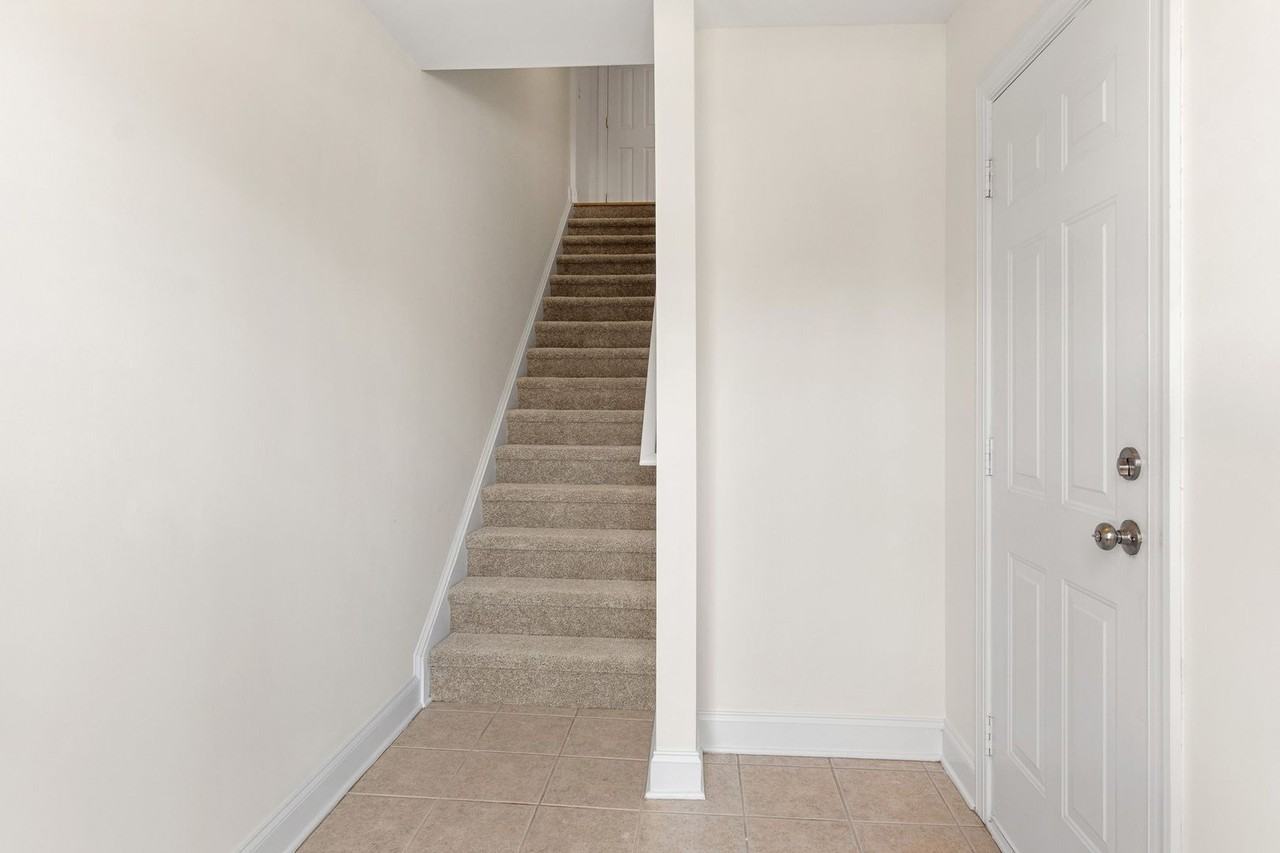 129 High Ridge Rd - Photo 2 of 21