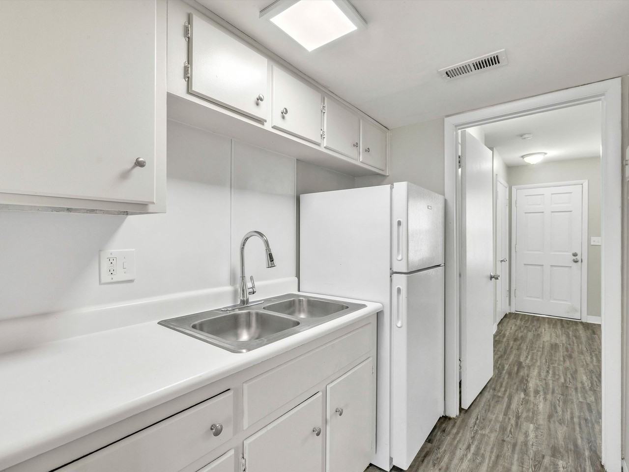 Bellemeade Apartments - Photo 6 of 14