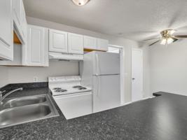 featured image of 500 Richardt Ave