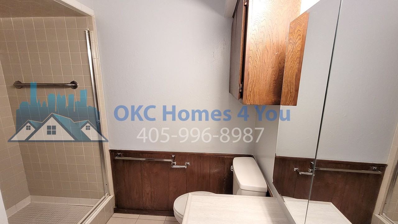 6001 Paramount Dr - Photo 3 of 17