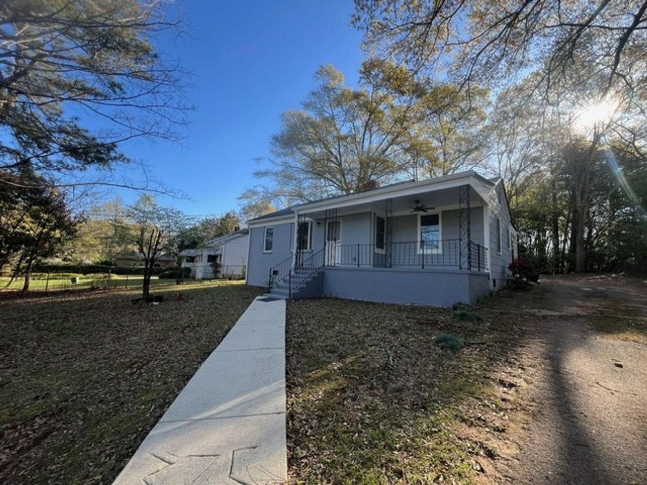 375 Price Ave - Photo 2 of 23