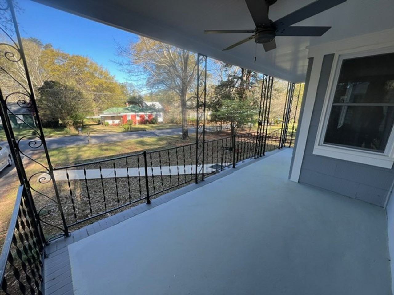 375 Price Ave - Photo 6 of 23