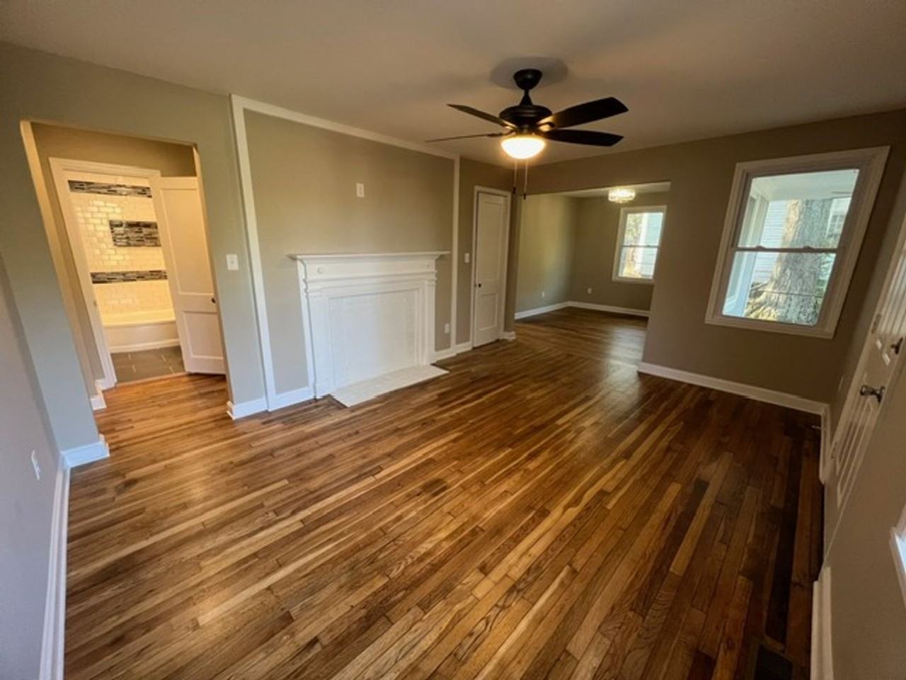 375 Price Ave - Photo 7 of 23
