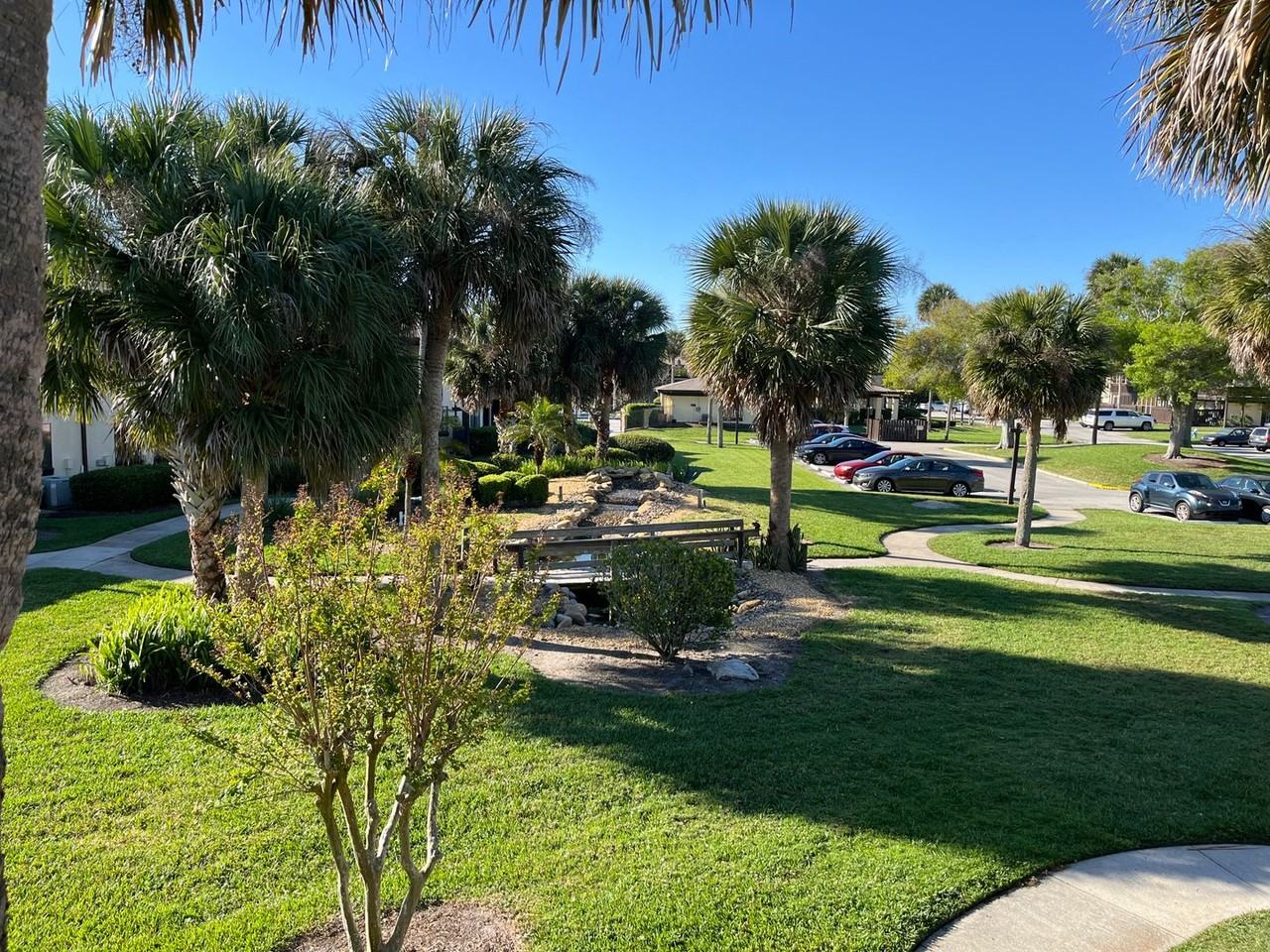 46 Club House Dr - Photo 2 of 18