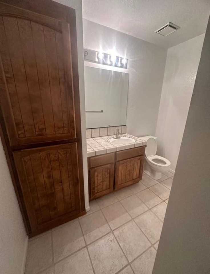 1604 Condor Ct - Photo 3 of 19