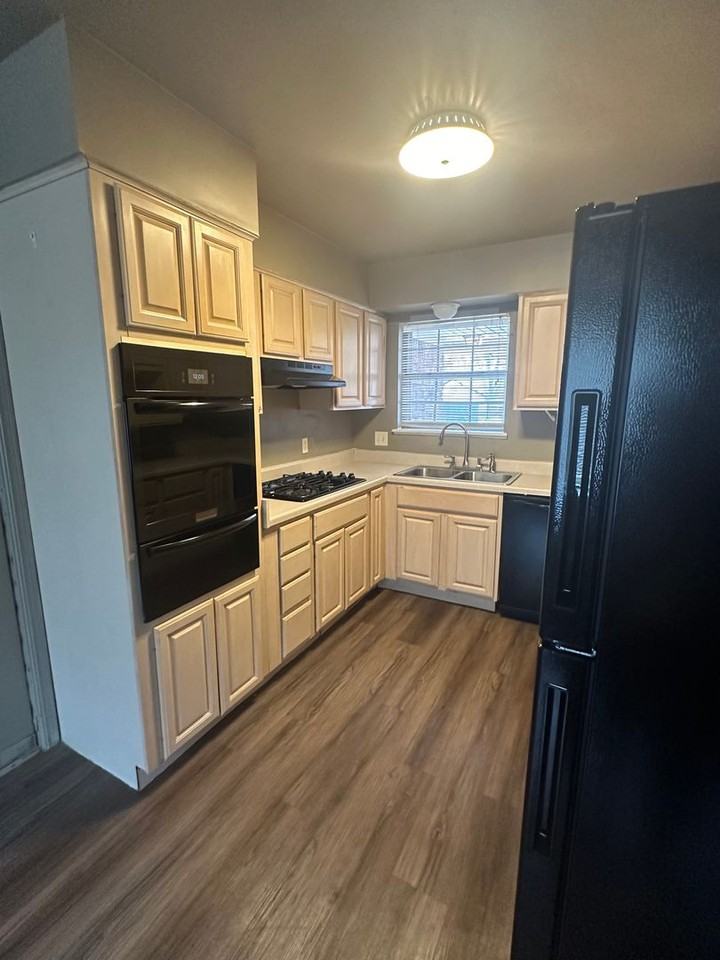 4862 S 85th East Ave - Photo 3 of 17