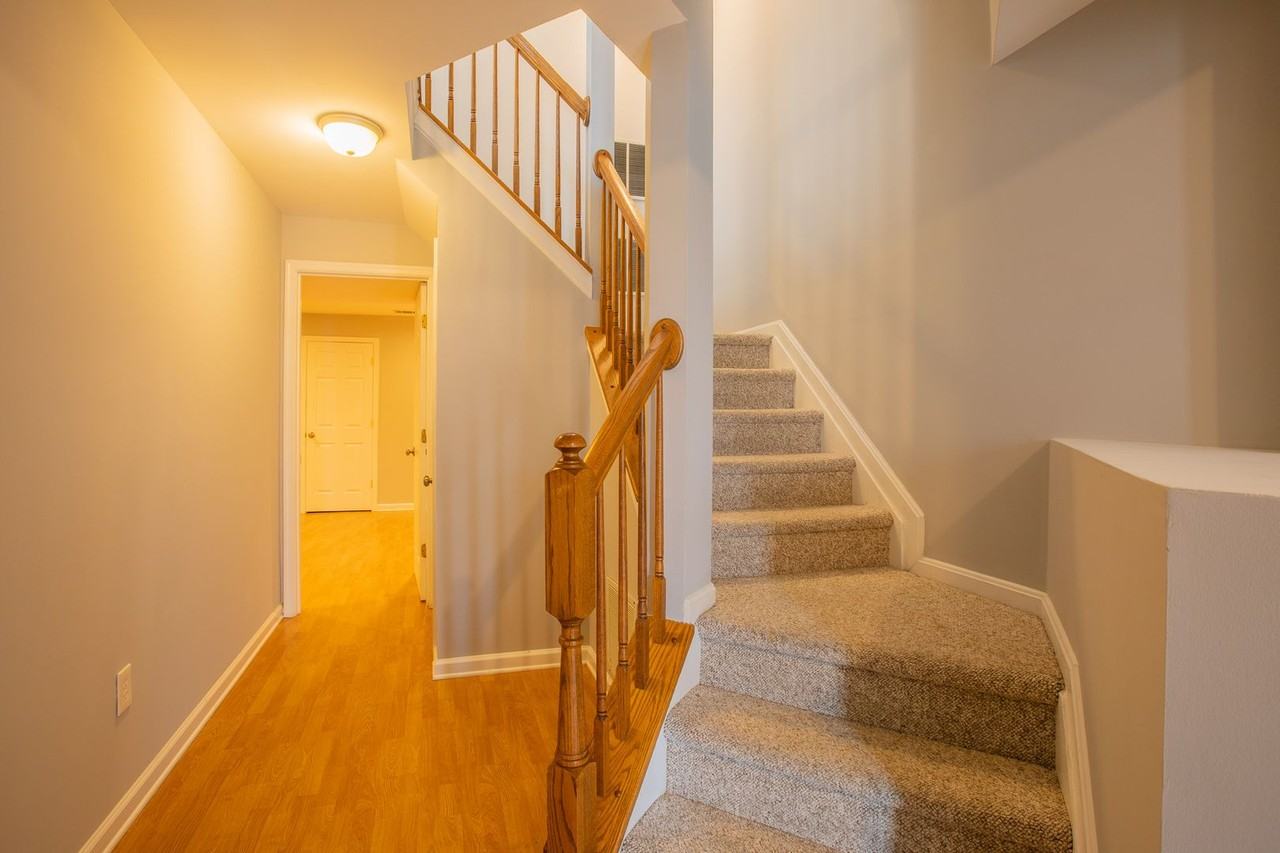 6368 Arbor Way - Photo 3 of 39