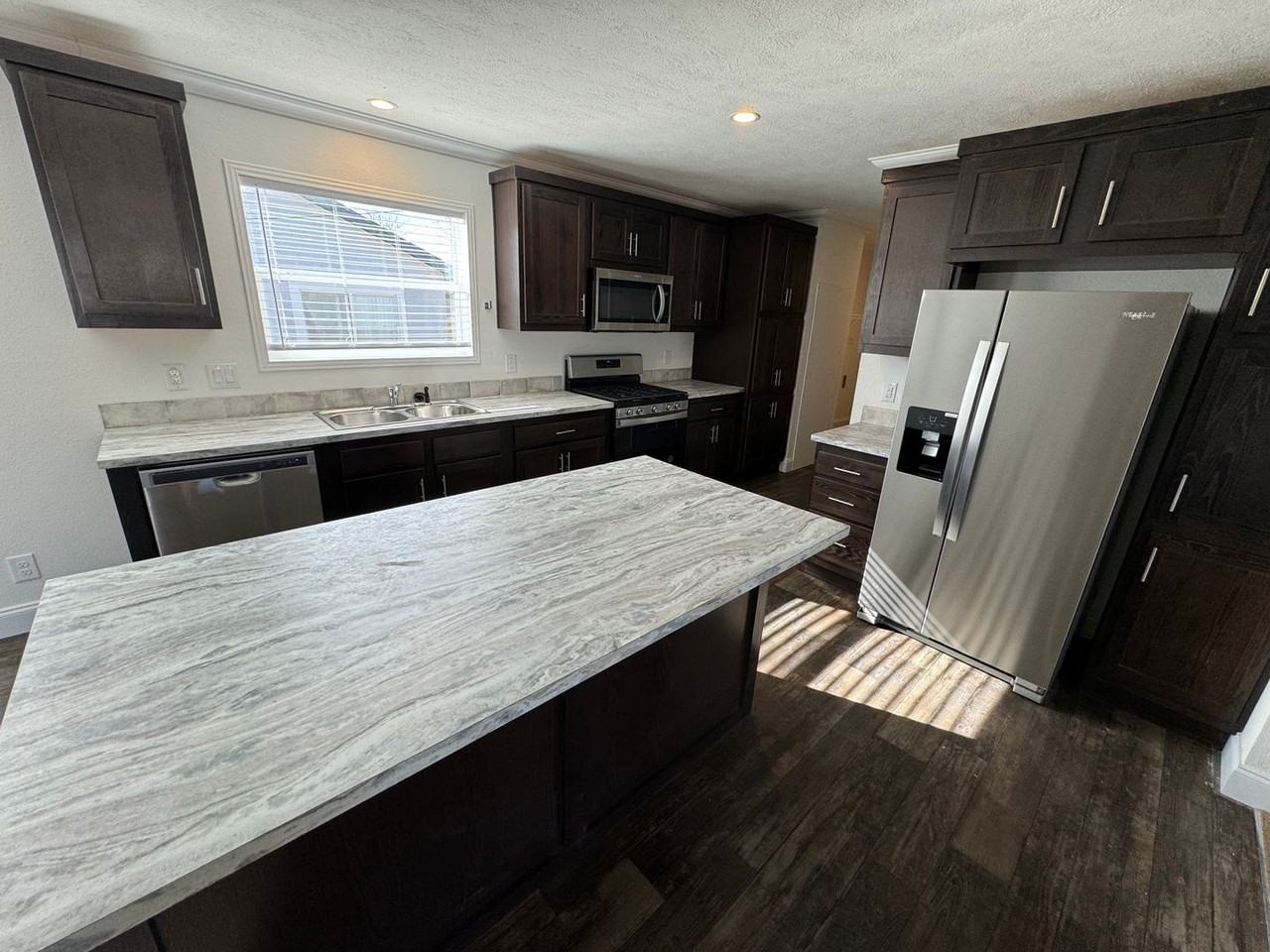 11403 E 17th Ave - Photo 7 of 20