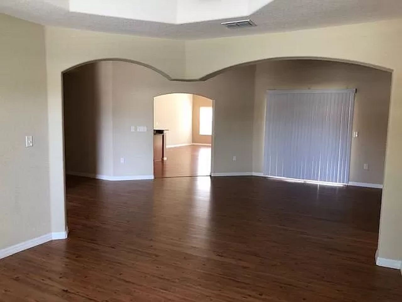 12403 Ne 48th Cir - Photo 3 of 14