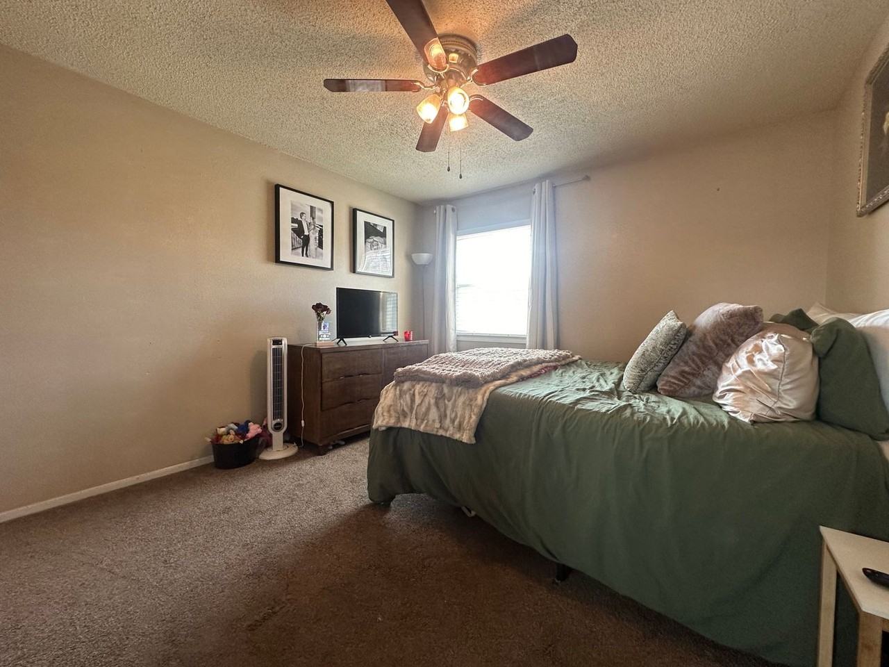 Rosewood Apartments - Photo 6 of 12