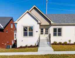 featured image of 456 Pond Apple Rd