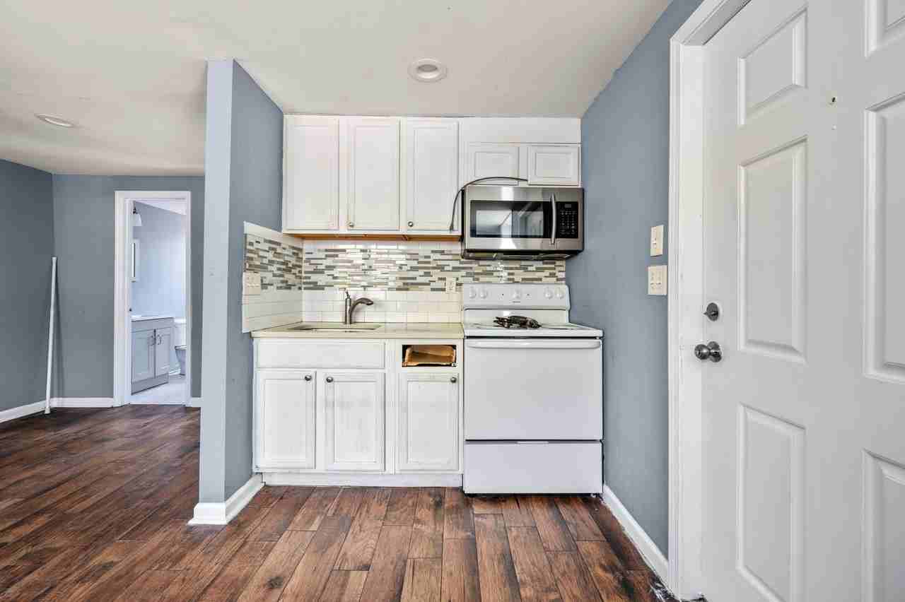 Nest Place Apartments - Photo 3 of 6