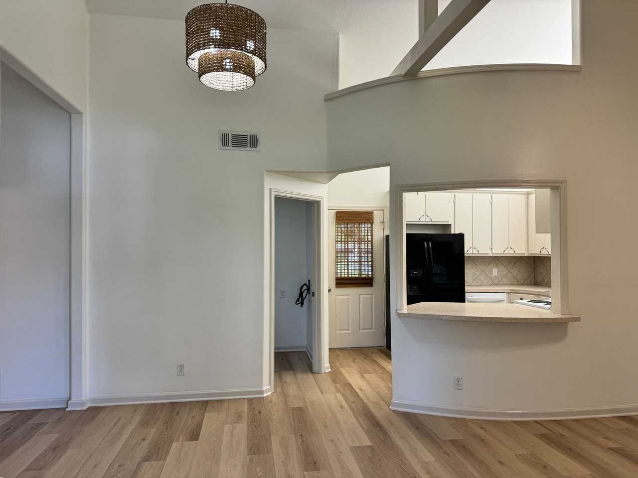 15340 Cedar Bay Dr - Photo 3 of 23