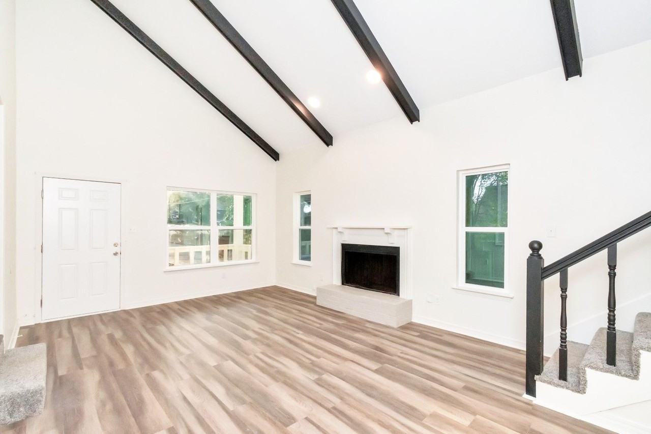 9636 Hamilton Creek Dr S - Photo 2 of 34