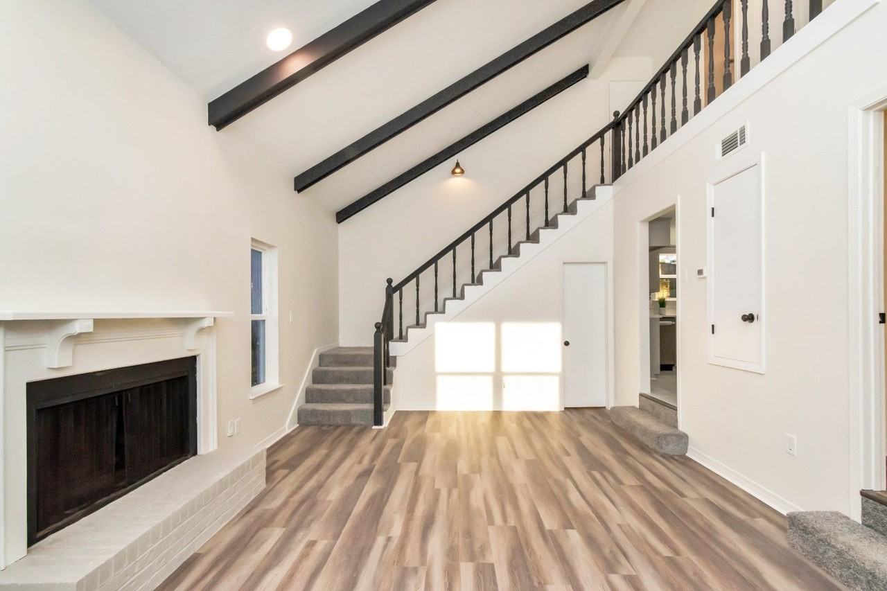 9636 Hamilton Creek Dr S - Photo 3 of 34