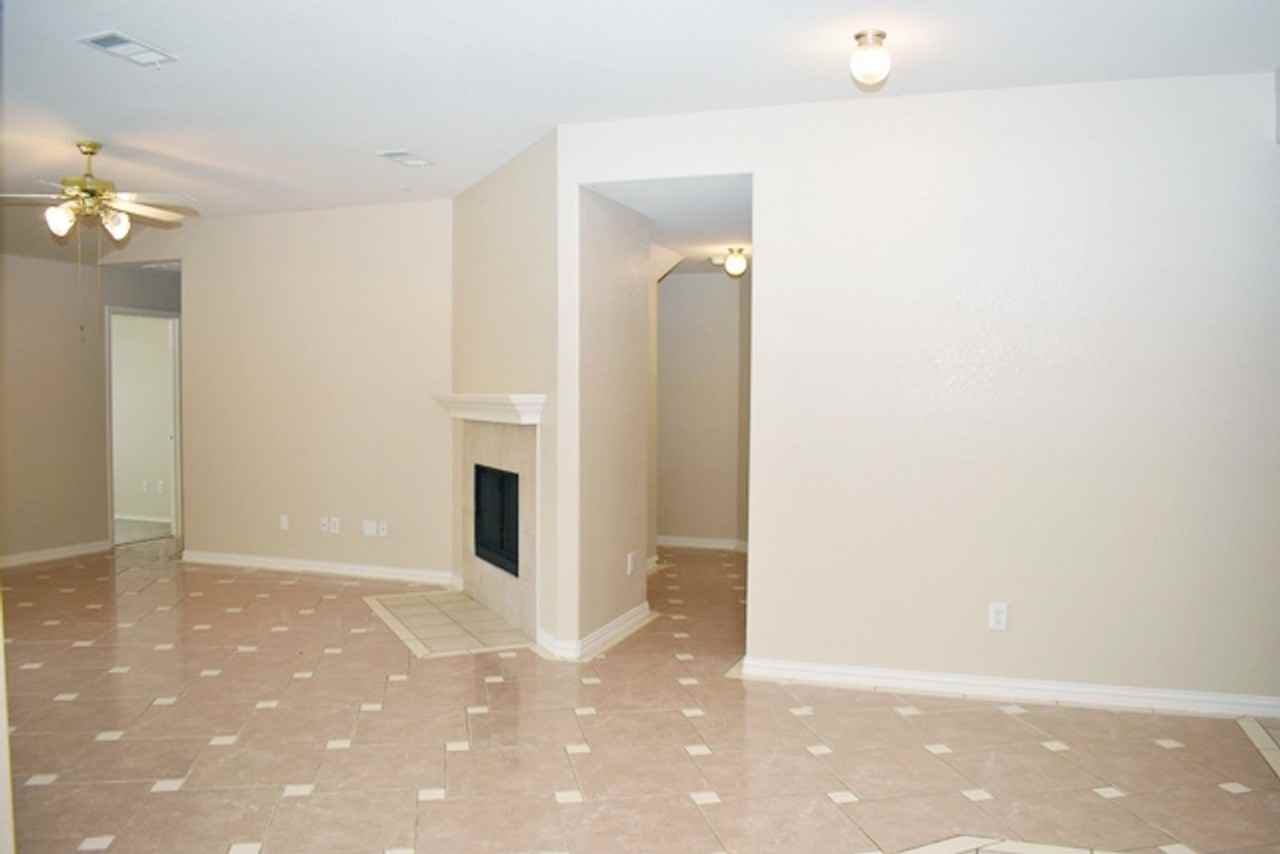 10332 Bear Creek Trl - Photo 7 of 20