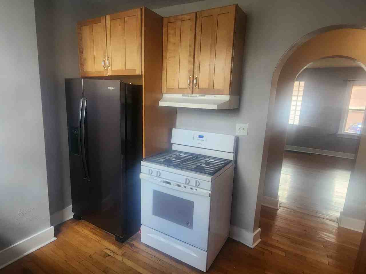 517 Summerlea St - Photo 4 of 41