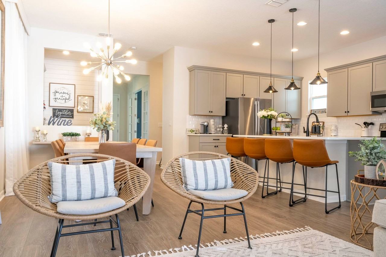 16142 Stubing Aly - Photo 2 of 50