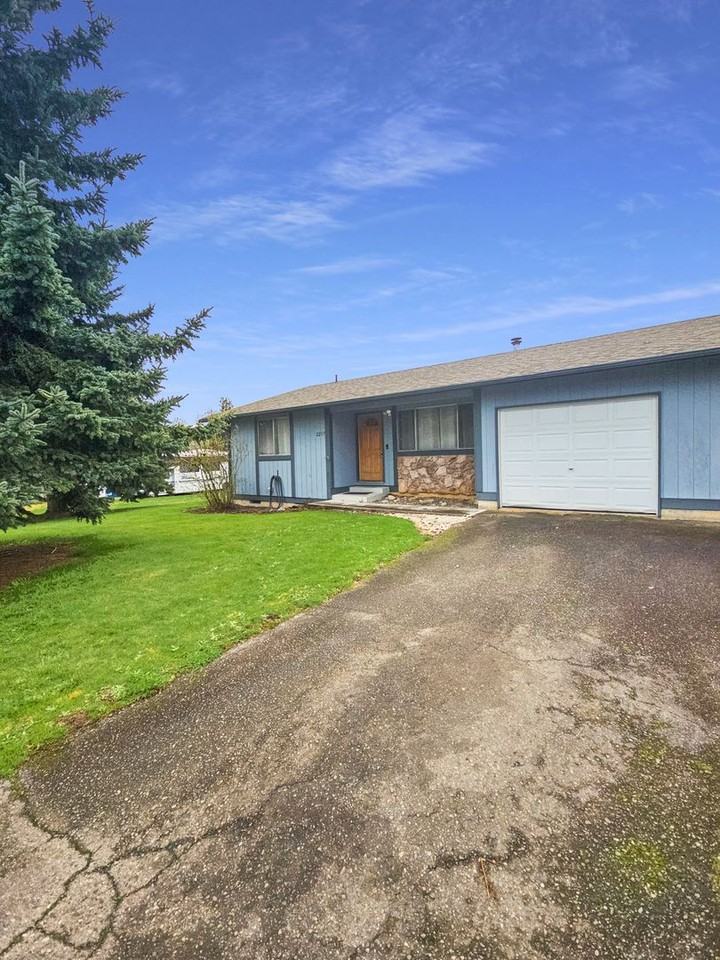 2217 95th Avenue Ct E - Photo 2 of 39