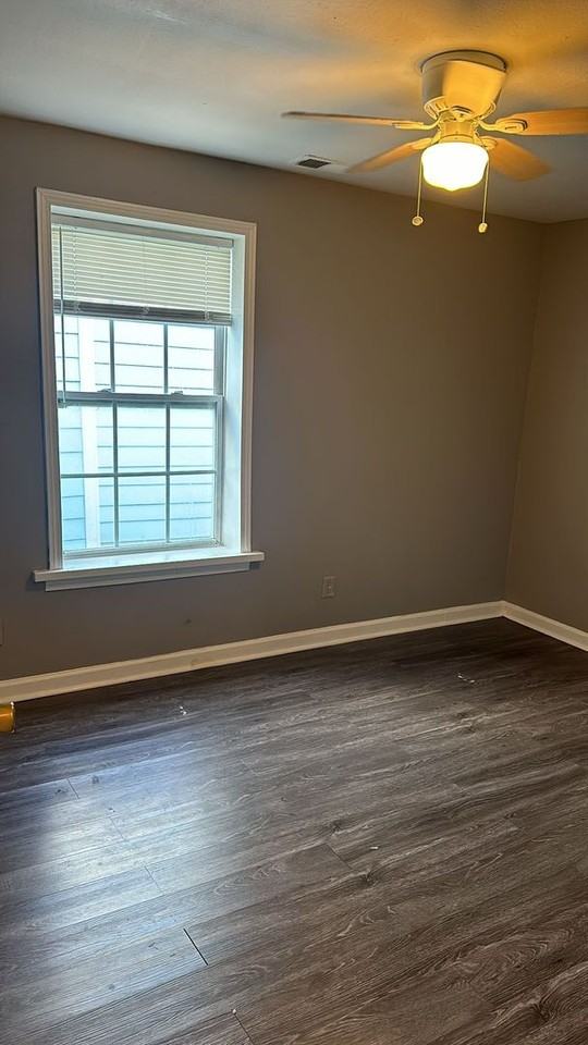 147 Rand Ave - Photo 5 of 8