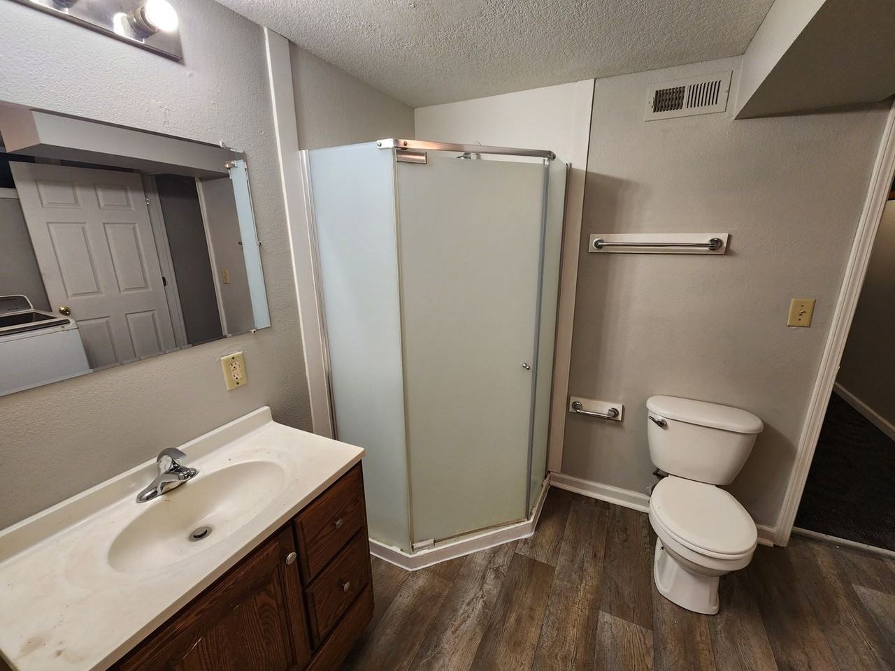 3714 9th St - Photo 7 of 12