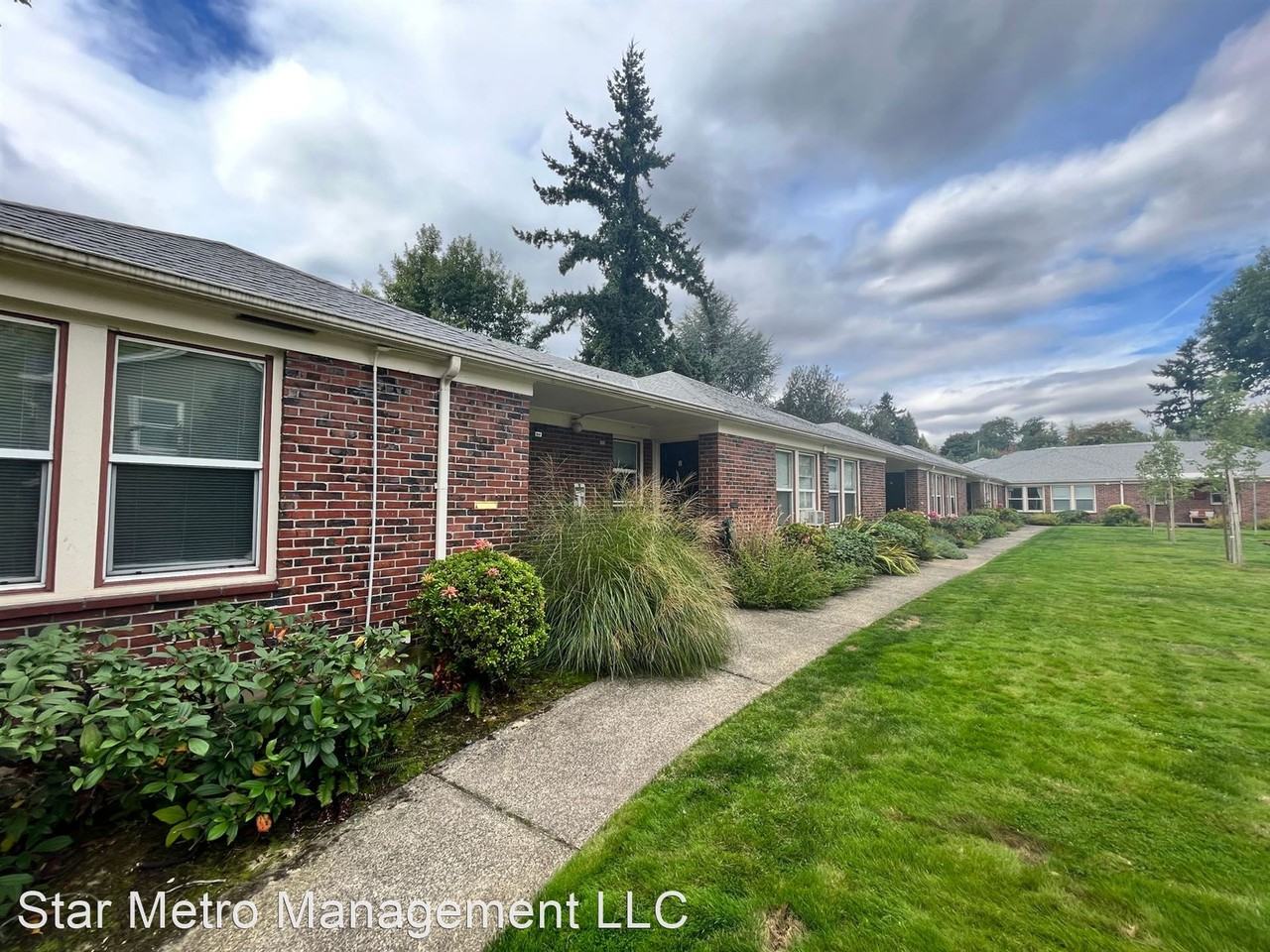 Irvington Apartments by Star Metro 1430 NE Mason St & 1431 NE Shaver