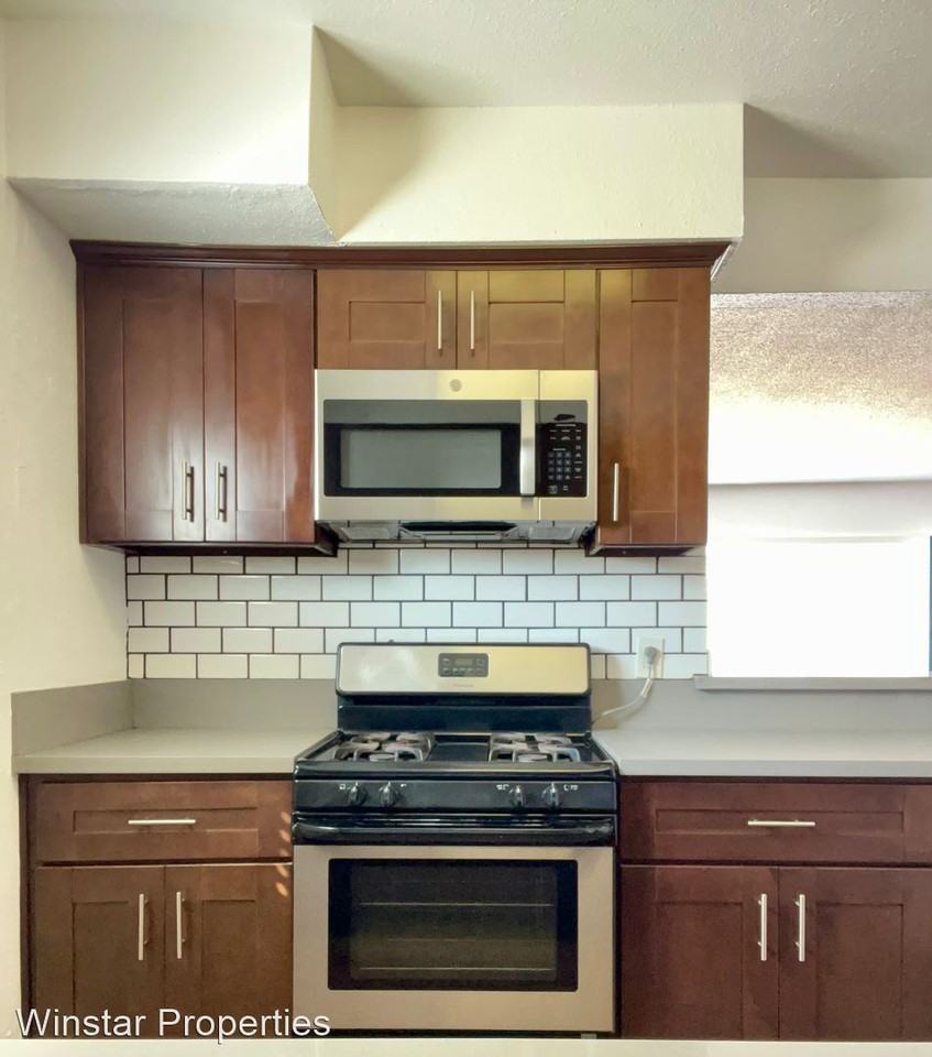 104-147 East Leatrice Lane - Photo 3 of 4