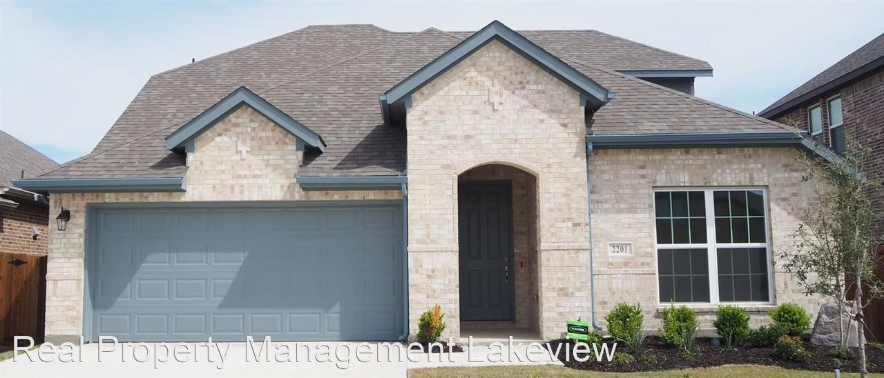 2201 Yellowhammer Rd - Photo 2 of 35