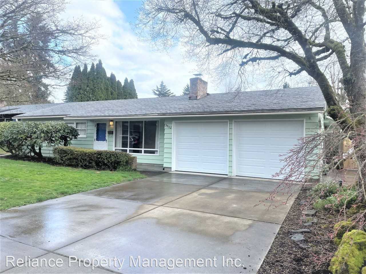 3902 Se Wake St - Photo 2 of 42